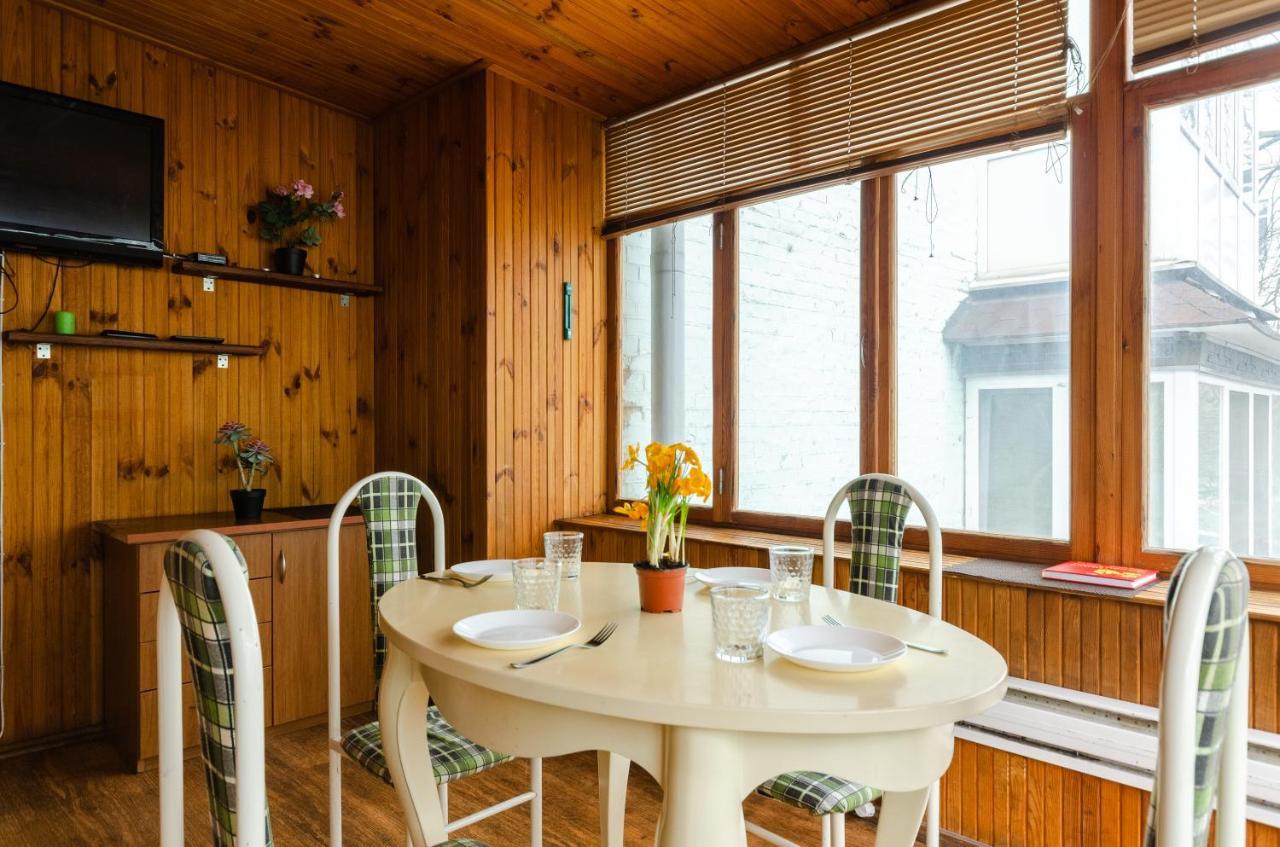 Sun City Hostel Kiev Esterno foto